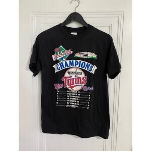 Vintage Minnesota Twins 1987 World Series Champs T-Shirt